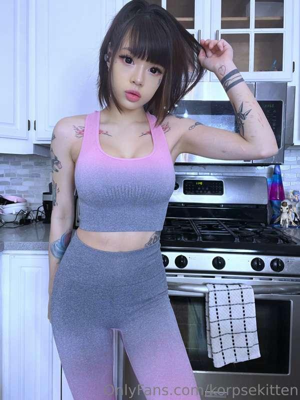 korpsekitten image #1
