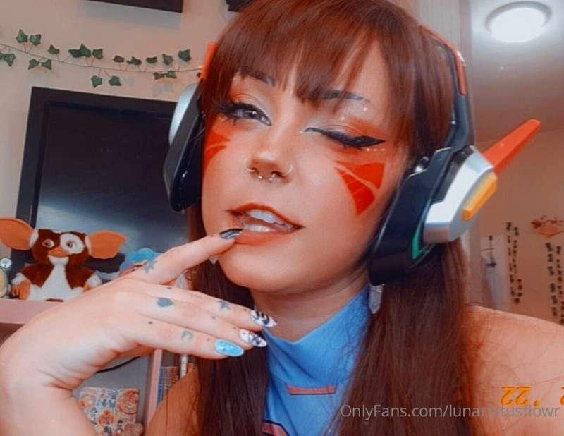 real dva chillin' 💖