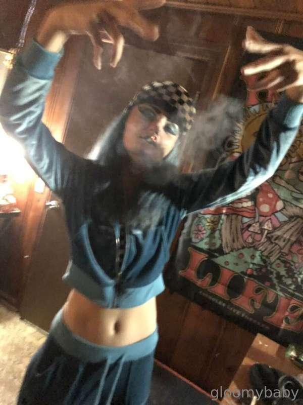 AYE YOOO. 
Sfw post. 
Nov 28 is my 22nd birthday. 
Prob gonn..