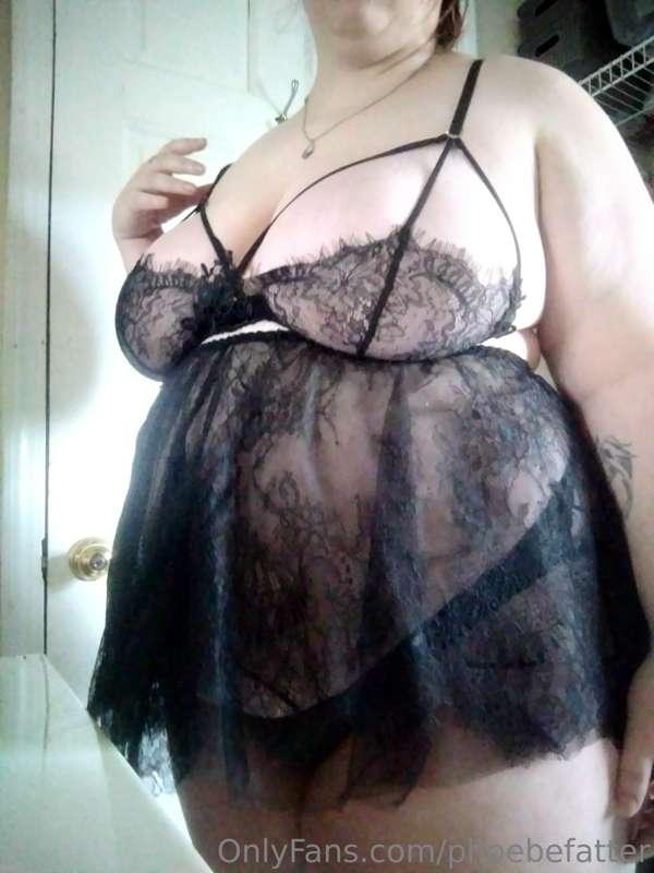 Feeling hot and heavy in my new lingerie 😍🥵