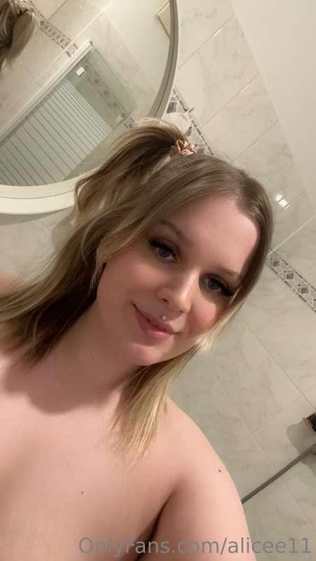 Guten Morgen Baby 😏 machst Du Dich auch gerade fertig für di..