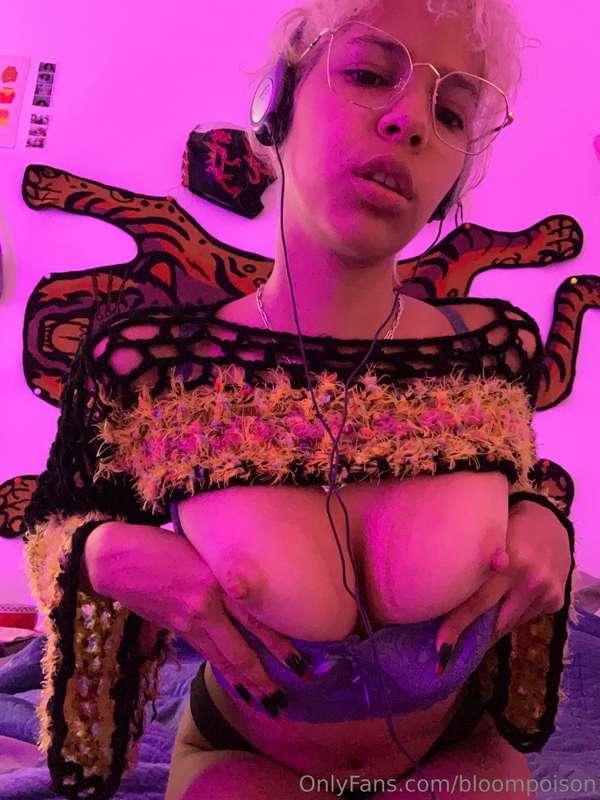 bloompoison image #5