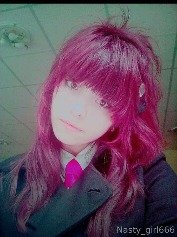 Hi darling, how are you?^^ I found my old photo where I look..