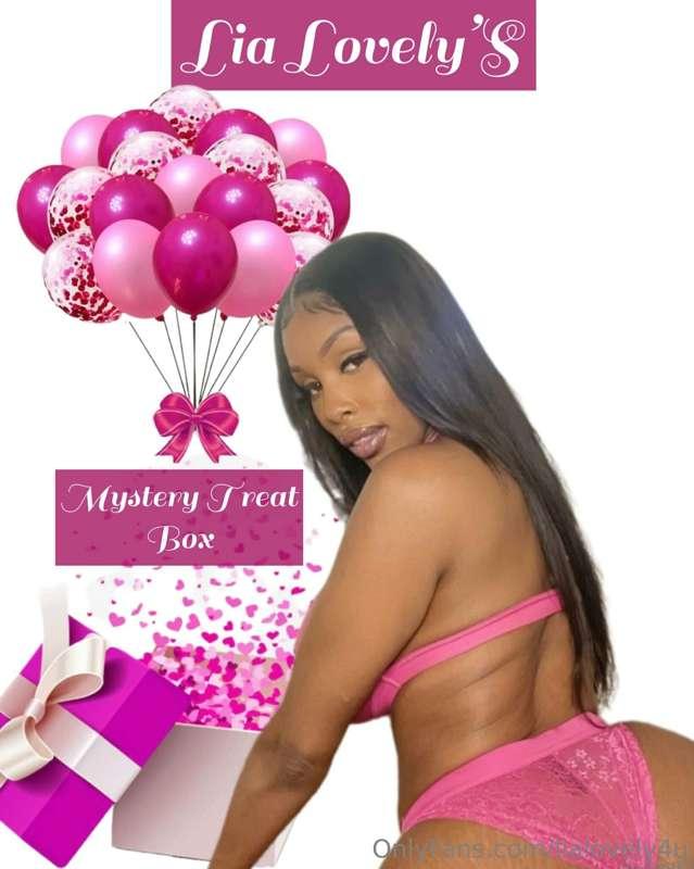 🎊 MYSTERY BOX🎊🎁 -$5 
🎉1 minute Custom Video 
🎊3 clips 
🎉10 m..