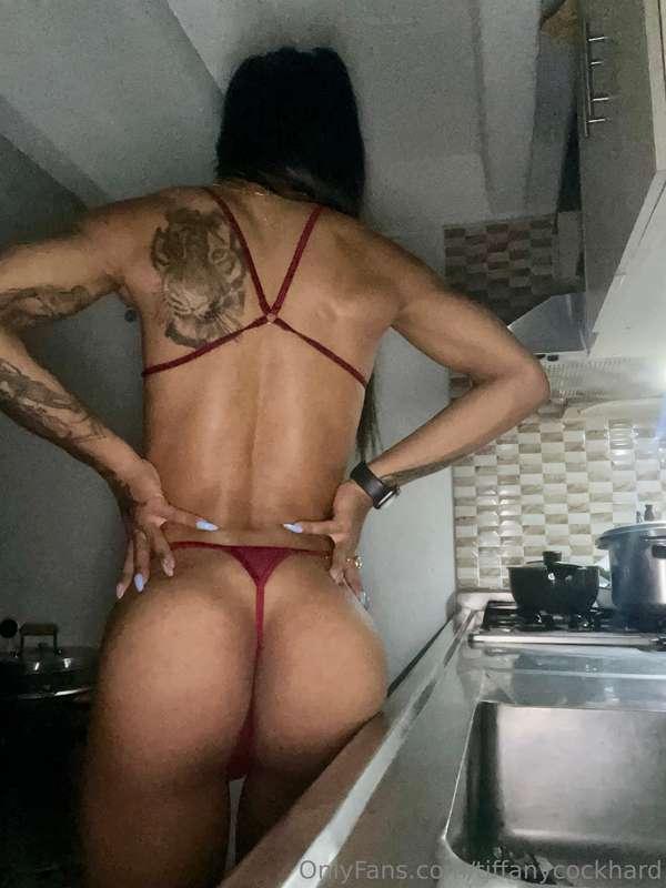 🍑👅🤌🏽