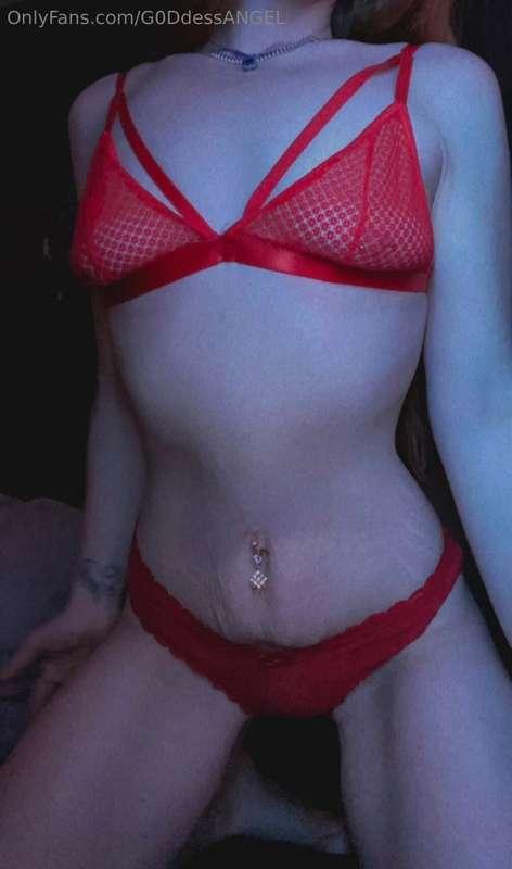do you like red? 🥵👩🏻‍🦰