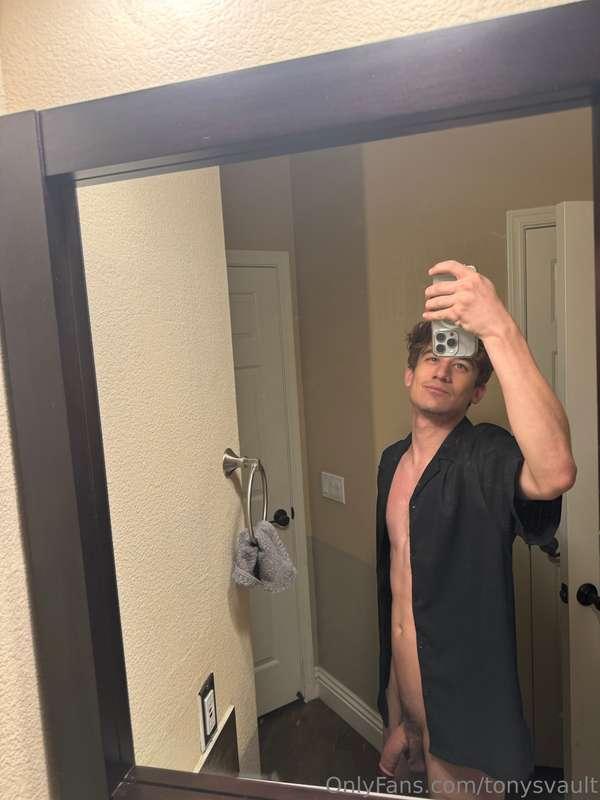 tonysvault image #0