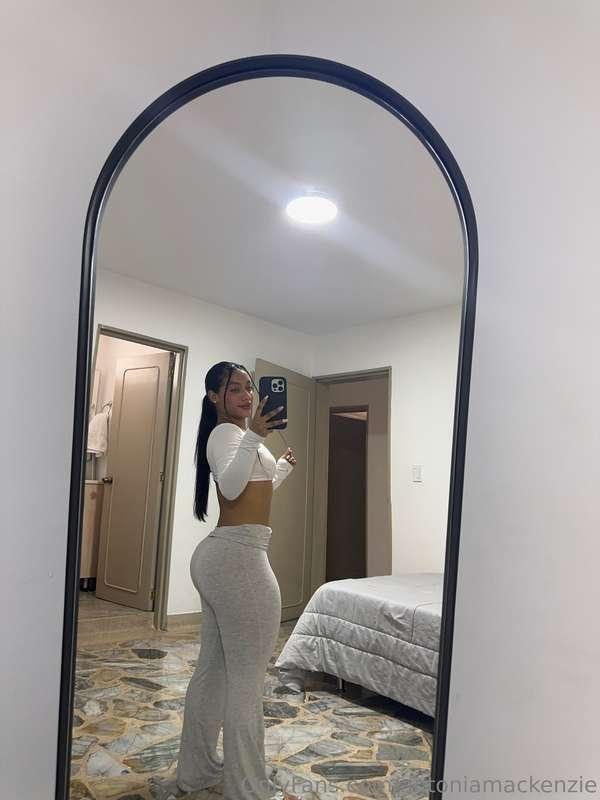 Mirrors dont lie do they? 👀