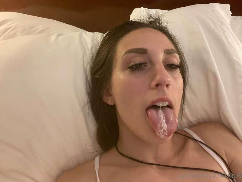 Got fucked and still wanted to ruin you with all my spit 😏