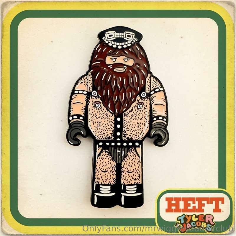 Leather Daddy + Hagrid = Dadgrid! 
Yesterday I announced my ..