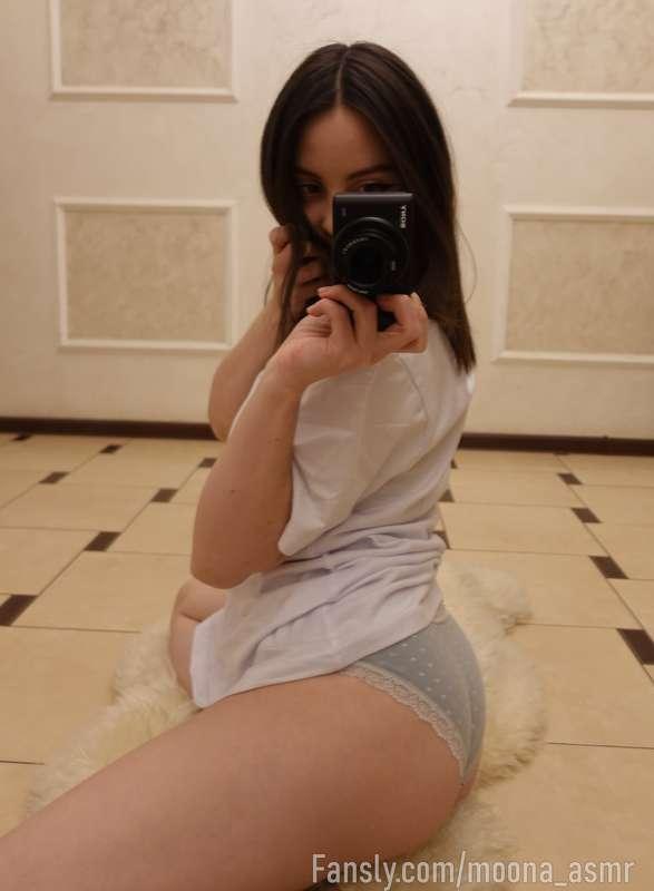 moona_asmr image #1
