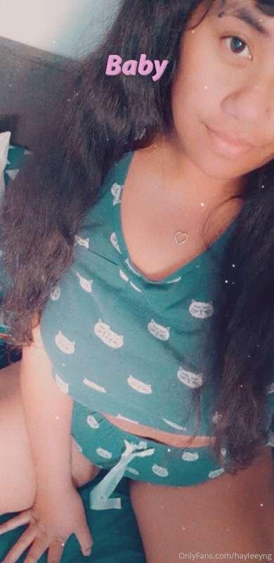 Friday Pyjama Day 🐱💗
What are your plans for the day?