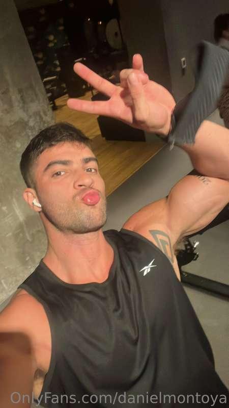 hi guys.  maybe I've been away a bit but coming to a new cou..