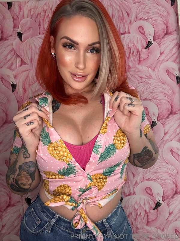 A kiss, a command, and a correction!!