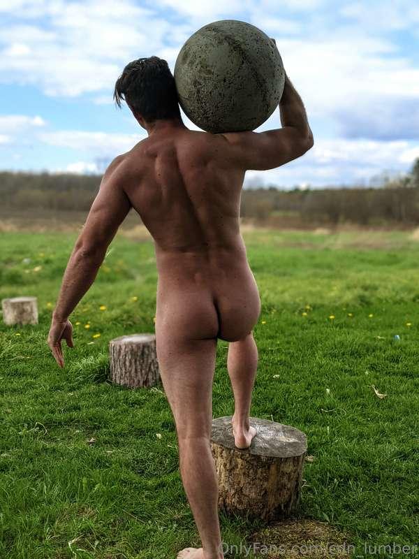 be a little boulder 🪨