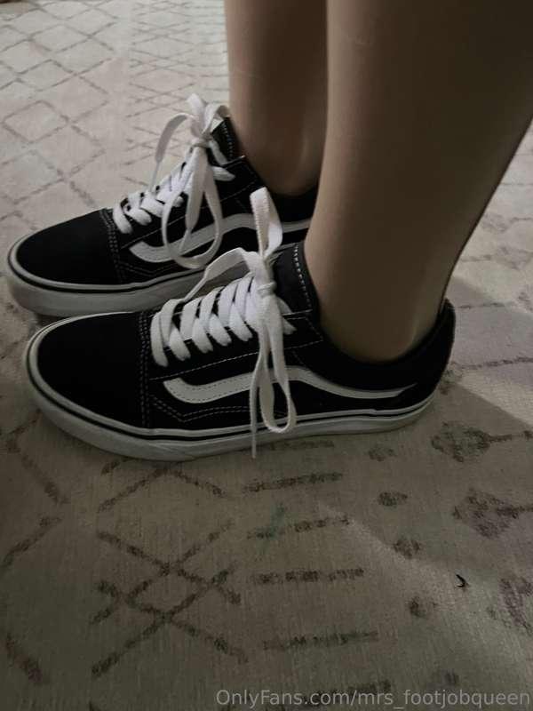 mrs_footjobqueen image #8