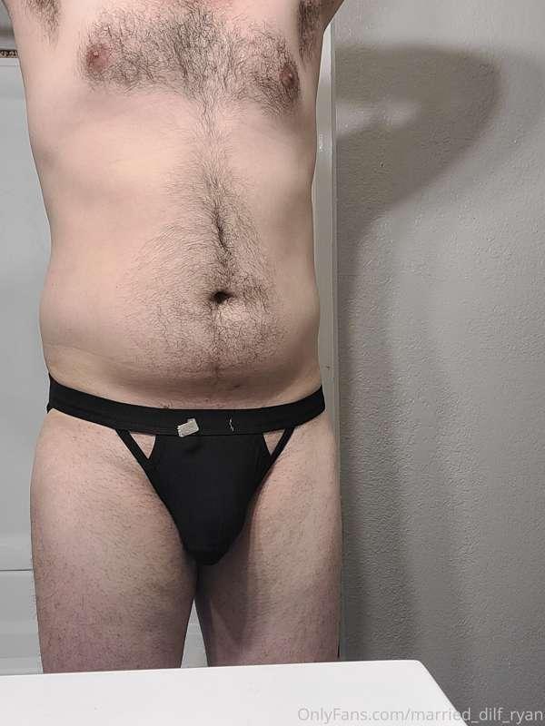 Which on do you like better and want to see me wear in my ne..
