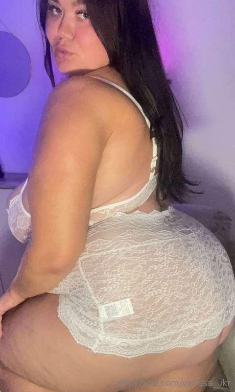 Can I make you hard so you can cum for me 🥰