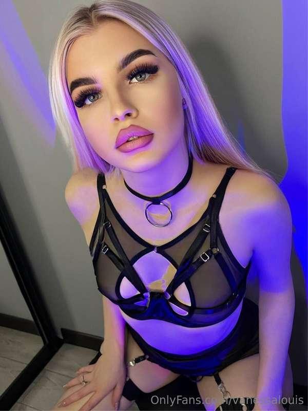 Cutie @auroraprincess777 with sweetie natural boobs💖
Text he..