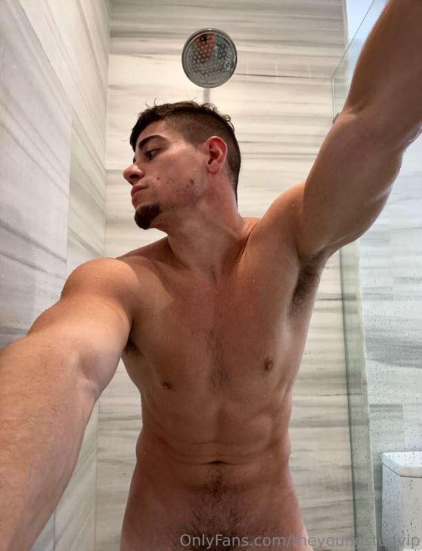 Join my public livestream tonight😈