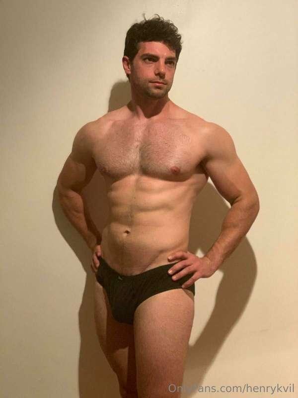 henrykvil image #0