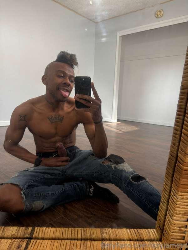 izzyjamess image #1