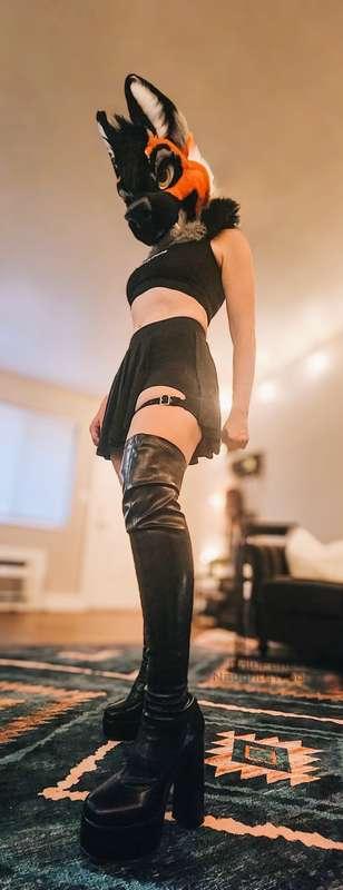 Tried on a new look, what do you think? 🤭😘