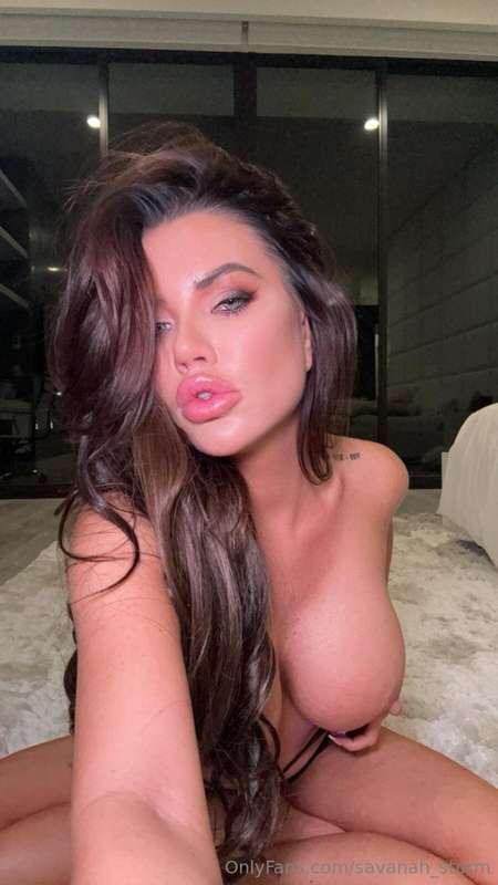 Your favorite cum slut💦