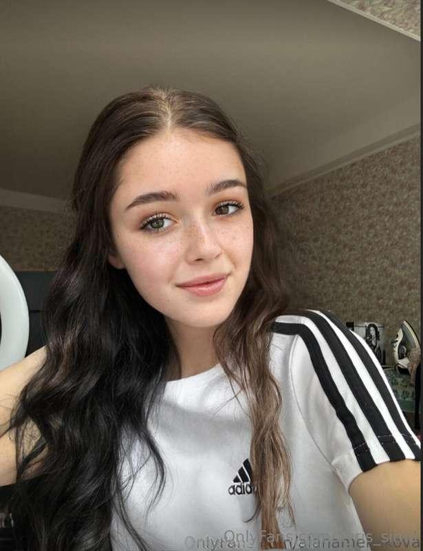 Do you want to watch this virgin cutie @alanamelnikova get e..