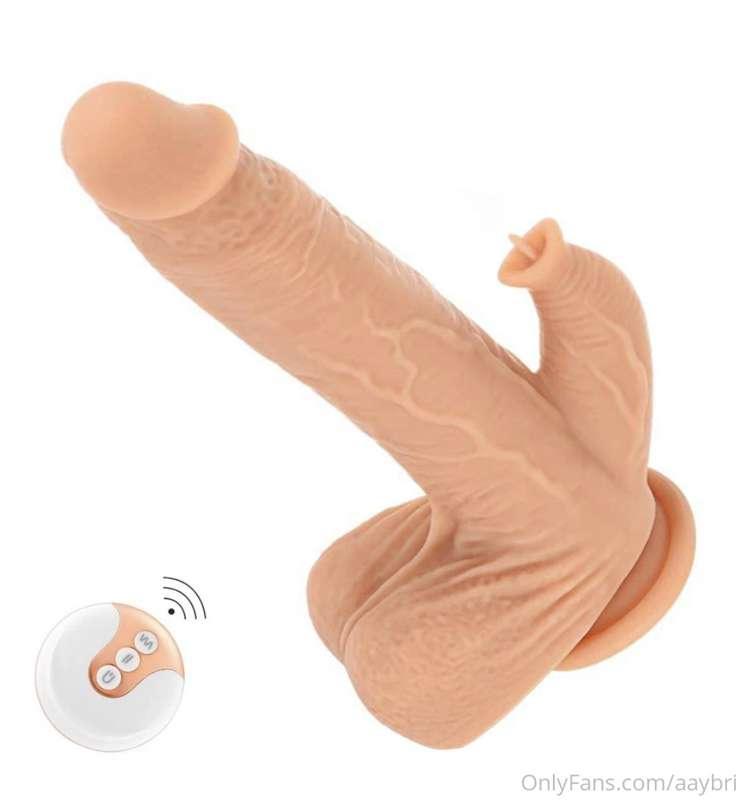 Help me buy some new toys?? 🍆
Which one would you like to se..