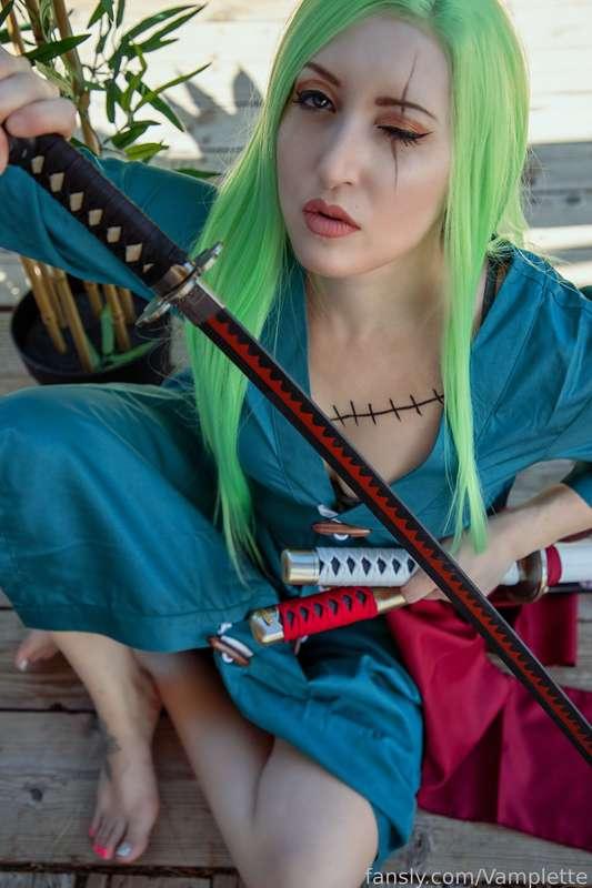 vamplette image #1