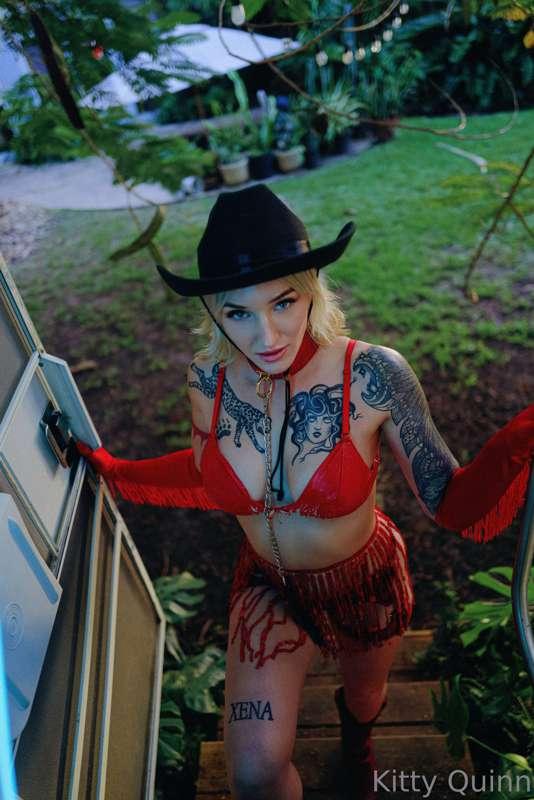 Hiyaaaaah cowboys, ready to have some fun today?