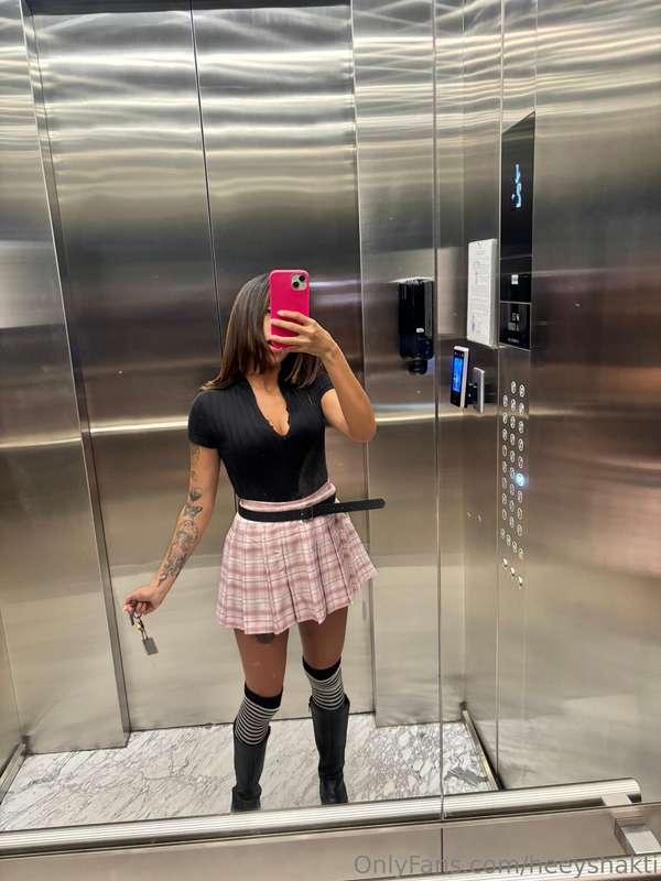 Este outfit tiene acceso rápido 😈❤️‍🔥