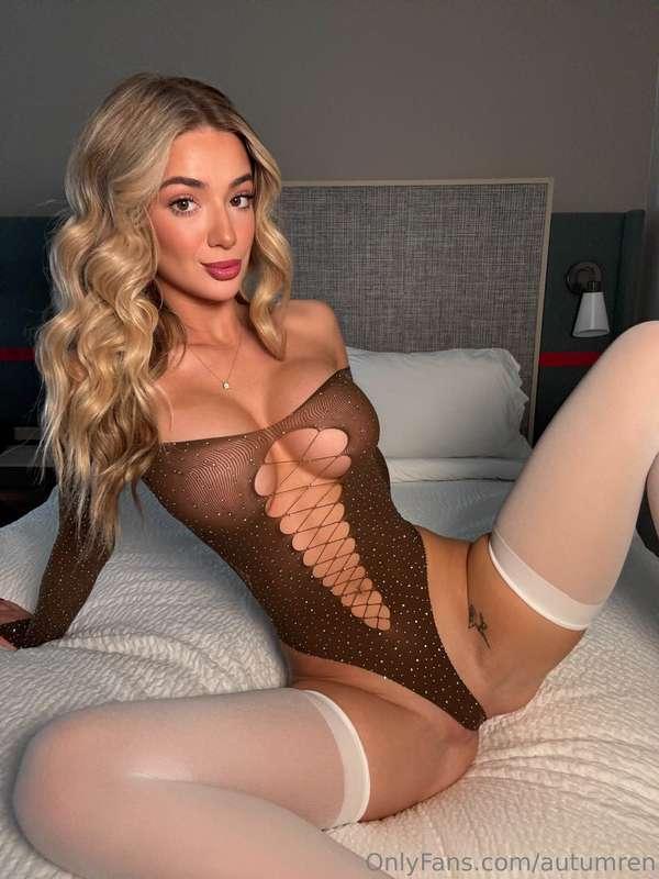Let me be the only slutt you fuck all night 😈