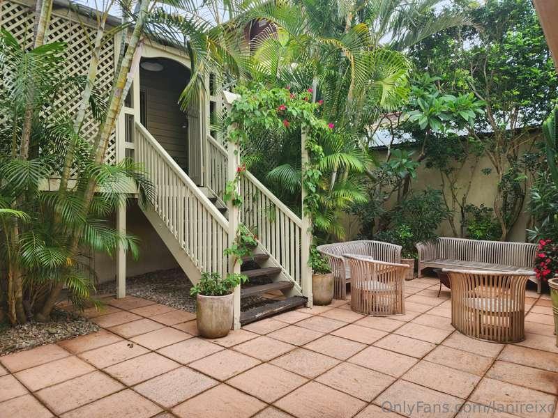 If anyone needs me I'll be at my new beach house🌴 

....Unti..