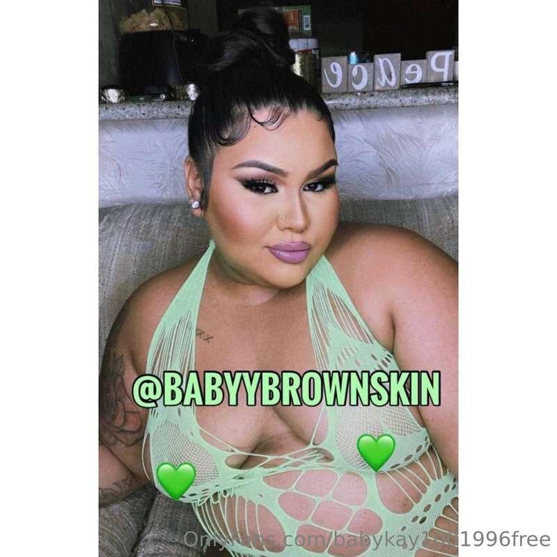 𝐓𝐇𝐈𝐂𝐊, 𝐂𝐔𝐑𝐕𝐘 & 𝐅𝐑𝐄𝐄 𝐓𝐎 𝐒𝐔𝐁𝐒𝐂𝐑𝐈𝐁𝐄 🍑 @BABYYBROWNSKINFREE