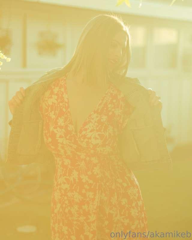 Here's Heather rocking the Sunset backdrop scene! We were ra..