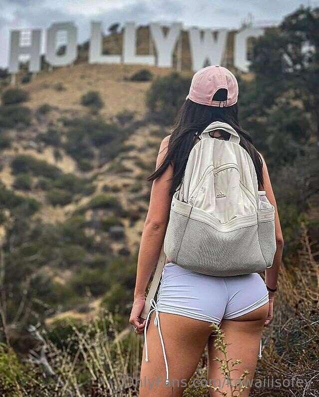 thicc thighs save lives