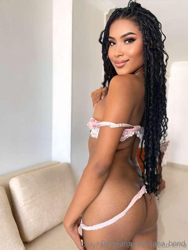 🔥Free Subscription🔥🌙 I @blackqueen.ema am the queen of late-..