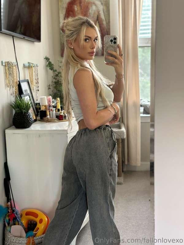 Sorry, the camera simply can’t get enough of me