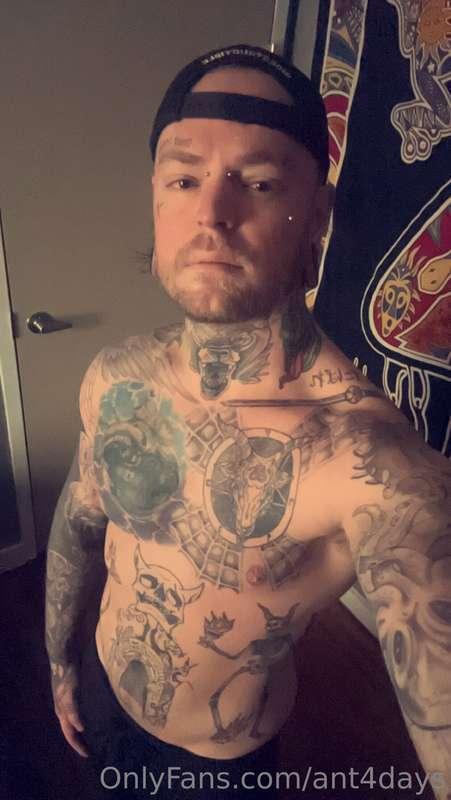 Summer body almost done can’t wait for the beach 🤙🏼