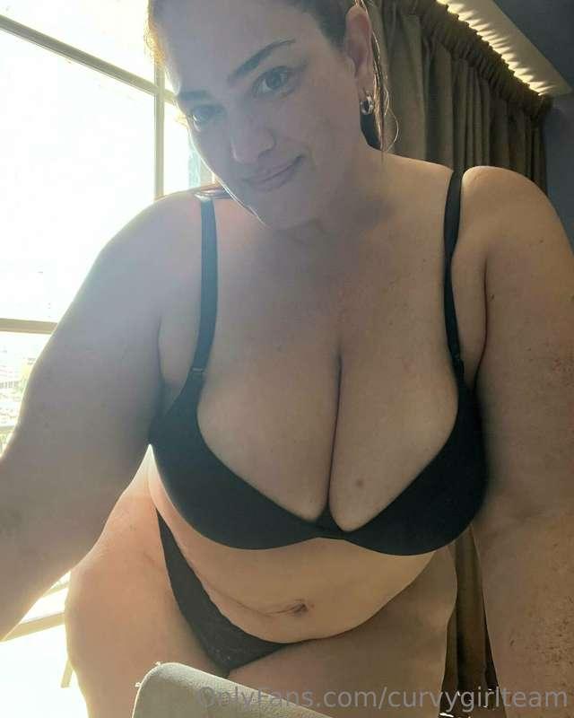 curvygirlteam image #1