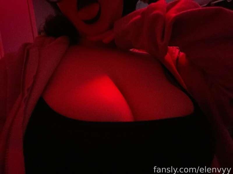elenvyy image #17