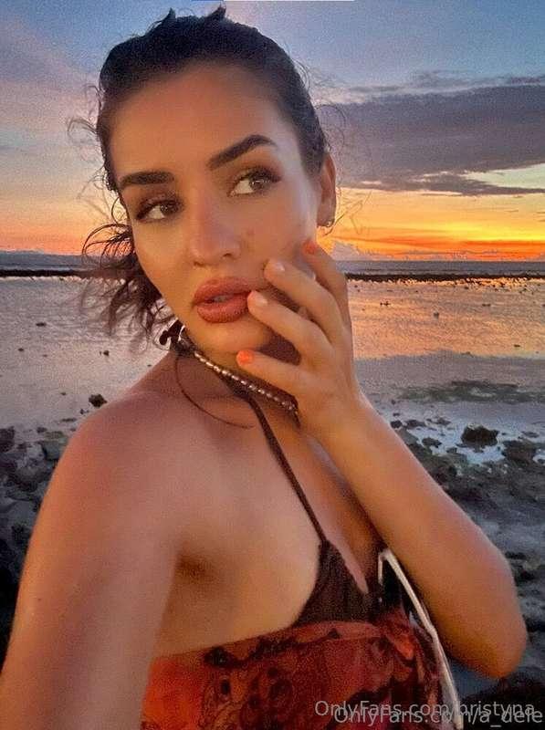 Sweet and gentle… but with a juicy pussy and a tight ass tha..