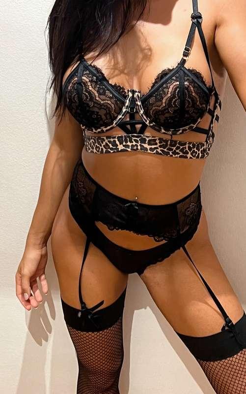 Shall we make a video call? I'm waiting for your message in ..