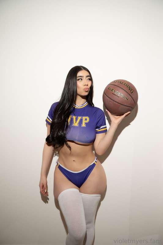Would you let me play your balls?? 😈