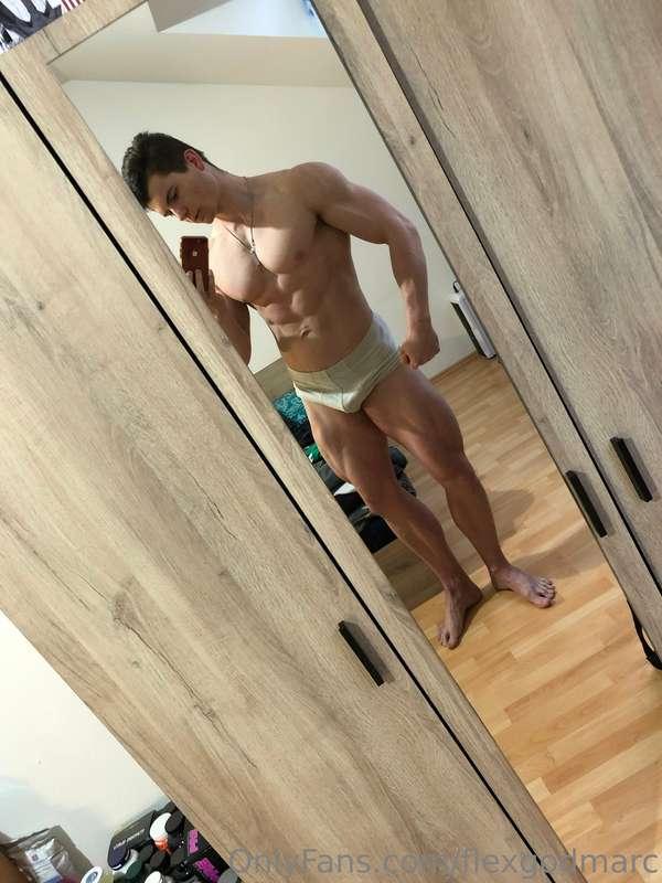 Shredded as fuck 😈