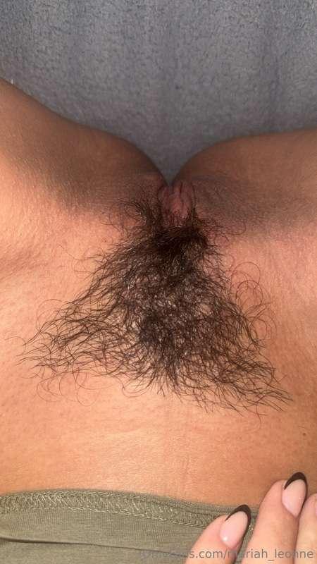 Waxed pussy! 😋