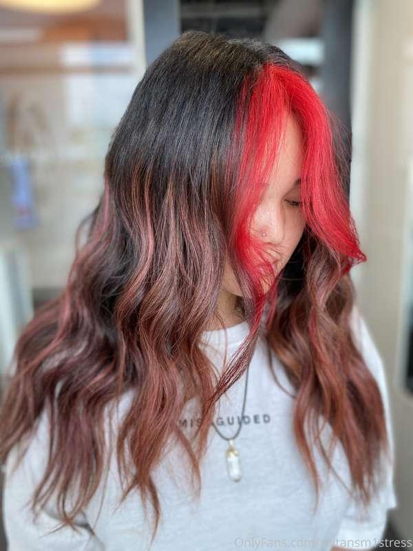 I painted this fire Moneypiece last week! Diggin the red? I ..