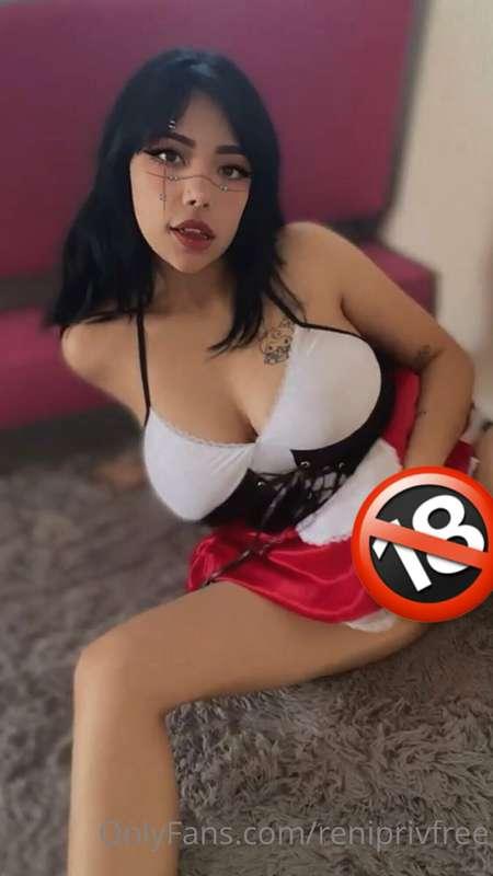 Desbloquea un video mío tocándome 💦😏